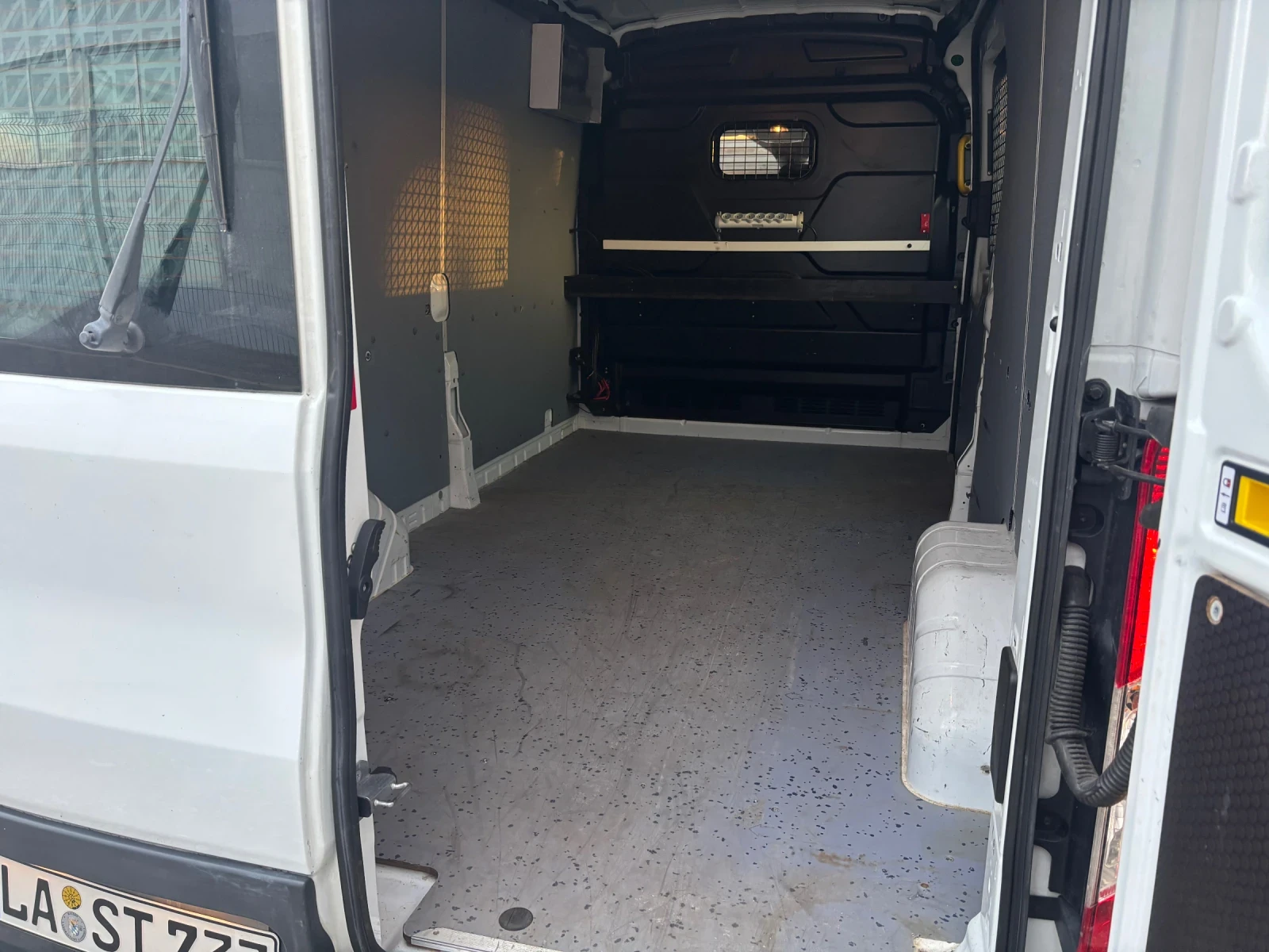 Ford Transit 2.2 D  - изображение 7