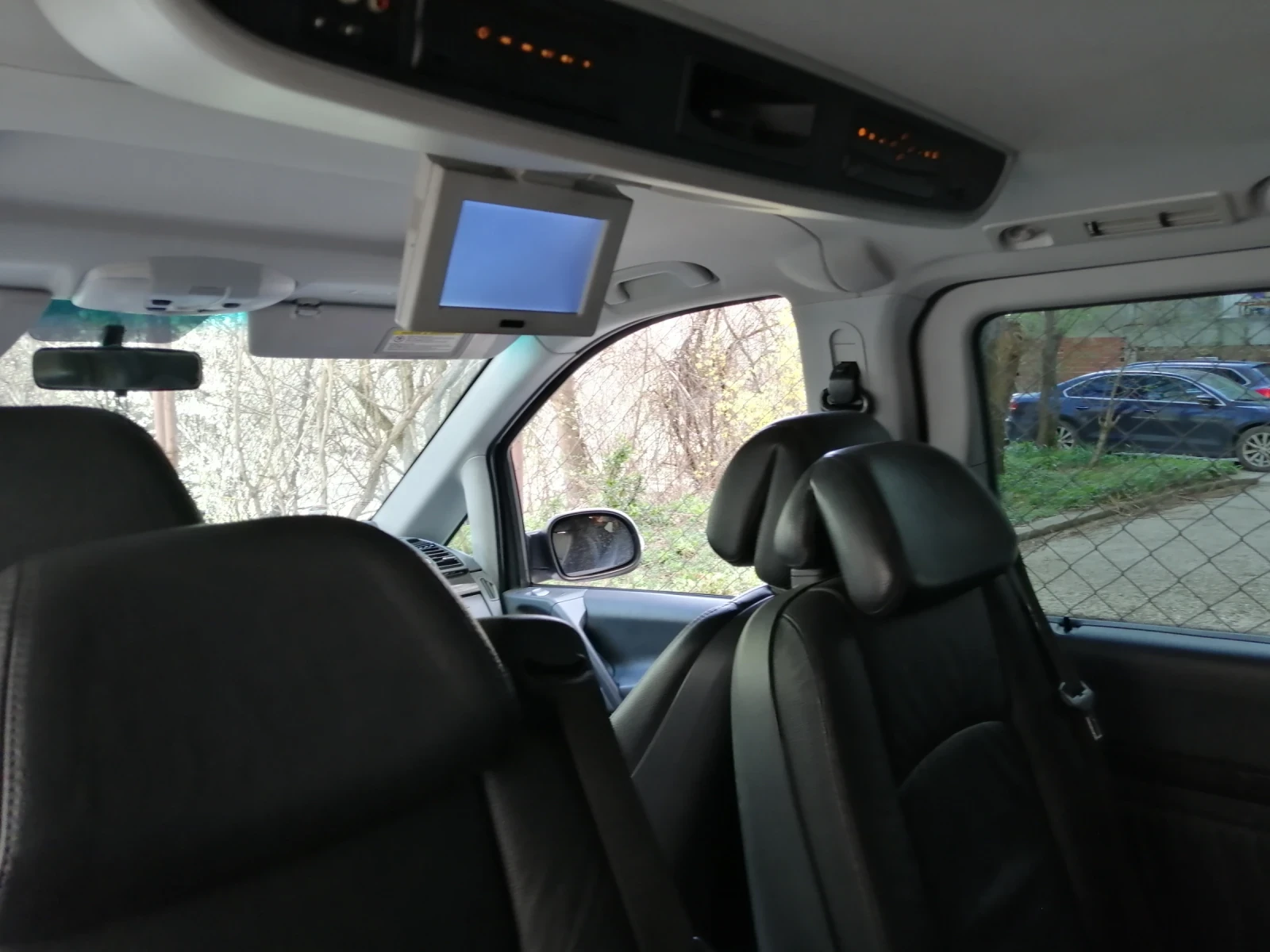 Mercedes-Benz Viano 3.0 v6, снимка 17 - Бусове и автобуси - 55834125