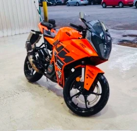     Ktm RC8