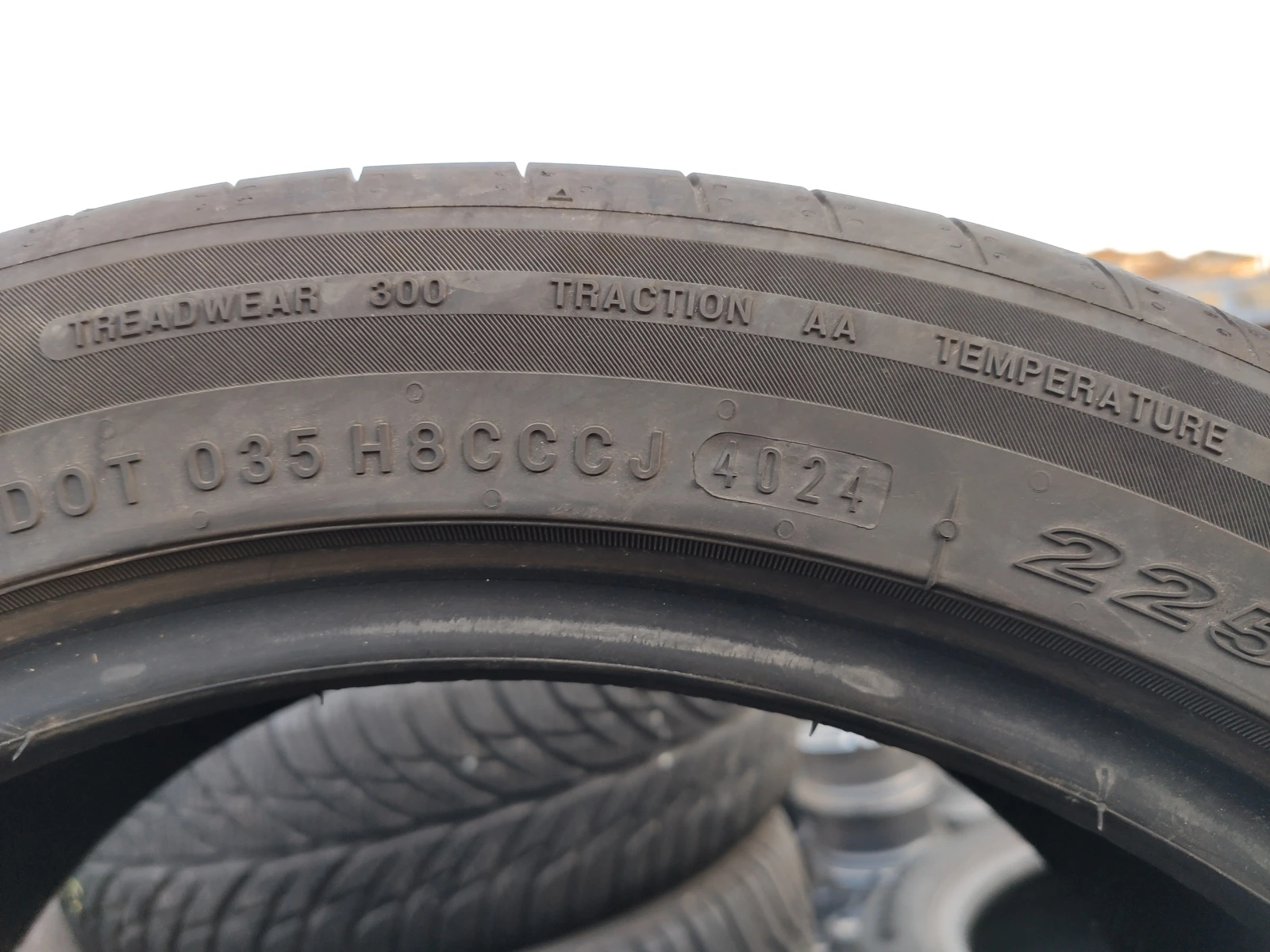 Гуми Летни 225/45R17, снимка 12 - Гуми и джанти - 53980733