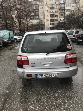 Subaru Forester 2.0Turbo 4Х4 Бензин Автоматик, снимка 5