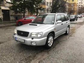 Subaru Forester 2.0Turbo 4Х4 Бензин Автоматик, снимка 1