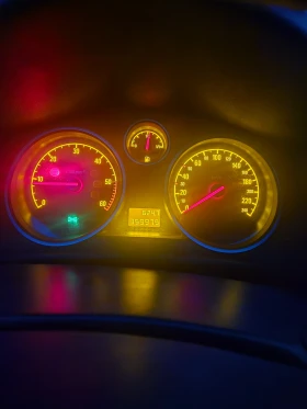 Opel Astra - 2000 € / 3911.66 лв. - 82804487 11