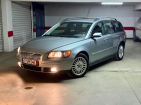 ������ Volvo V50