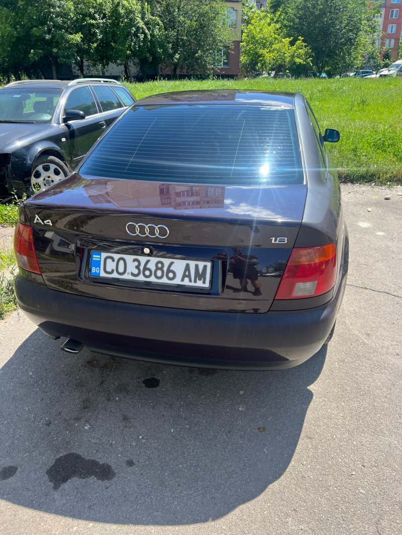 Audi A4 1.8 LPG, снимка 6 - Автомобили и джипове - 46176279