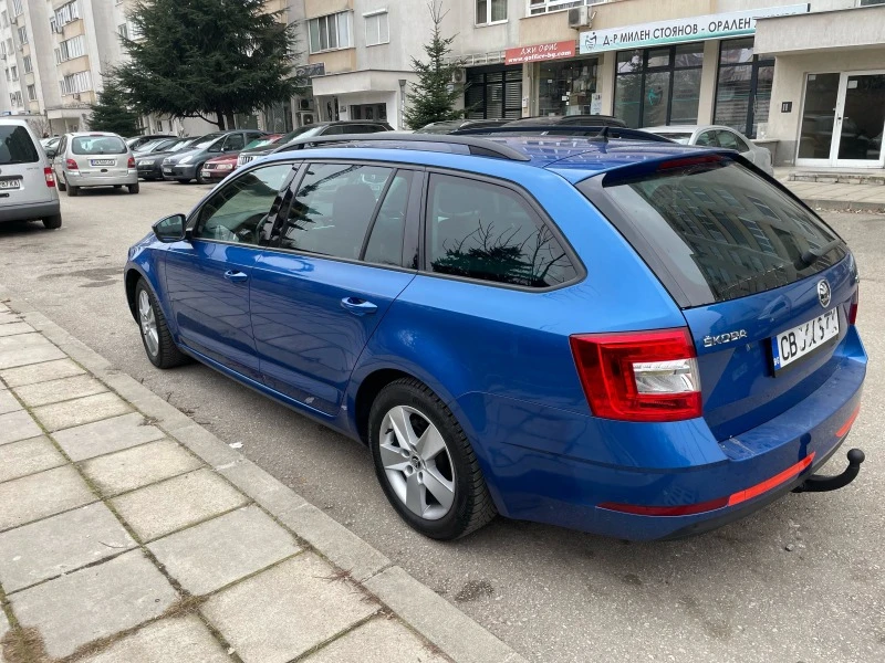 Skoda Octavia AMBIENT, снимка 4 - Автомобили и джипове - 46673579