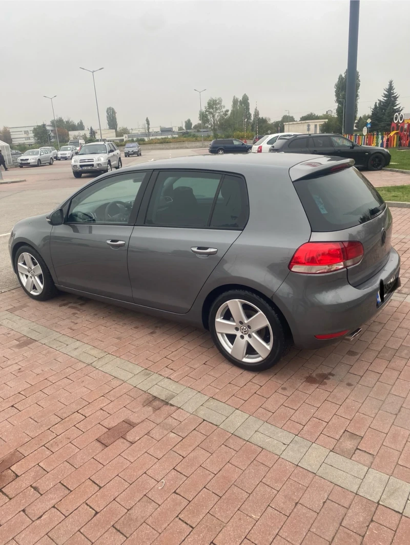 VW Golf 2.0 TDI, снимка 9 - Автомобили и джипове - 47567953