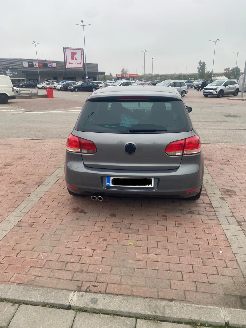 VW Golf 2.0 TDI, снимка 8 - Автомобили и джипове - 47567953