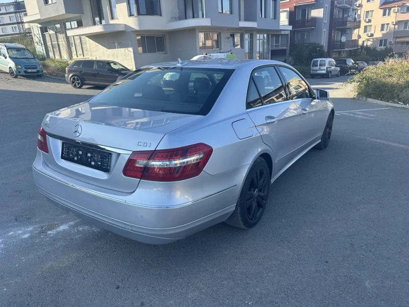 Mercedes-Benz E 250 CDI, снимка 5 - Автомобили и джипове - 47569827