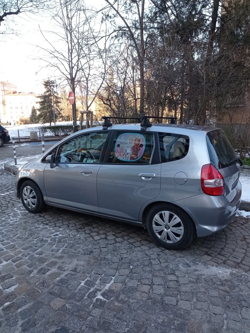 Honda Jazz, снимка 8 - Автомобили и джипове - 48646735