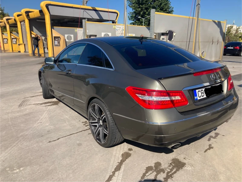 Mercedes-Benz E 350 Coupe, снимка 6 - Автомобили и джипове - 48620166