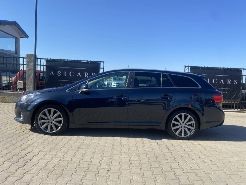 Toyota Avensis 2.2D FACE EURO 5B, снимка 2 - Автомобили и джипове - 48814830