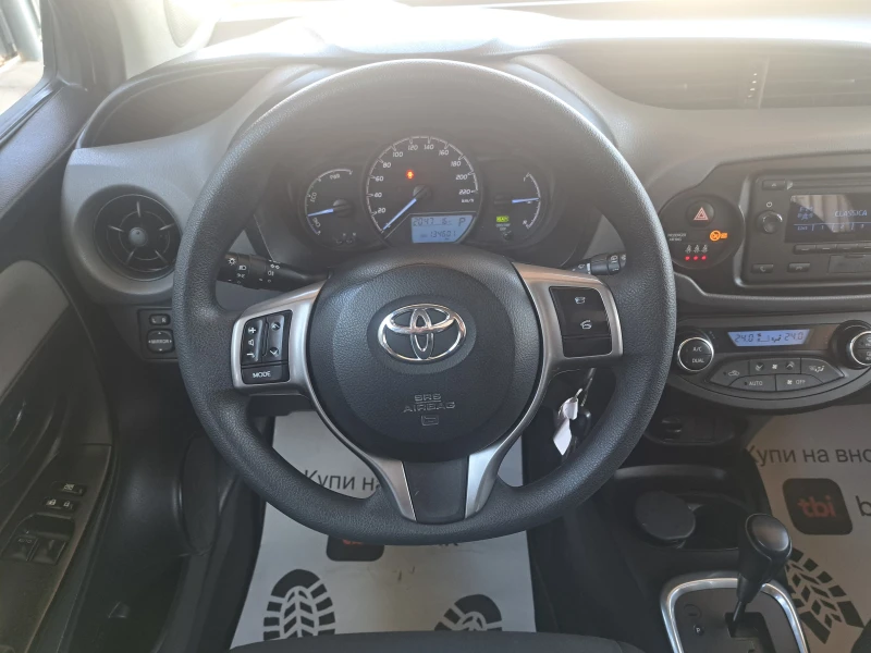 Toyota Yaris 1.5HYBRID-FACE LIFT-AUTOMATIC-ПЕРФЕКТЕН, снимка 8 - Автомобили и джипове - 49585310