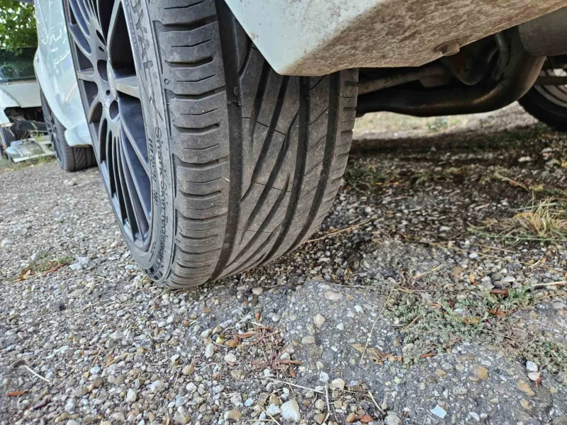 Subaru Impreza 2.0 R, снимка 8 - Автомобили и джипове - 51545709