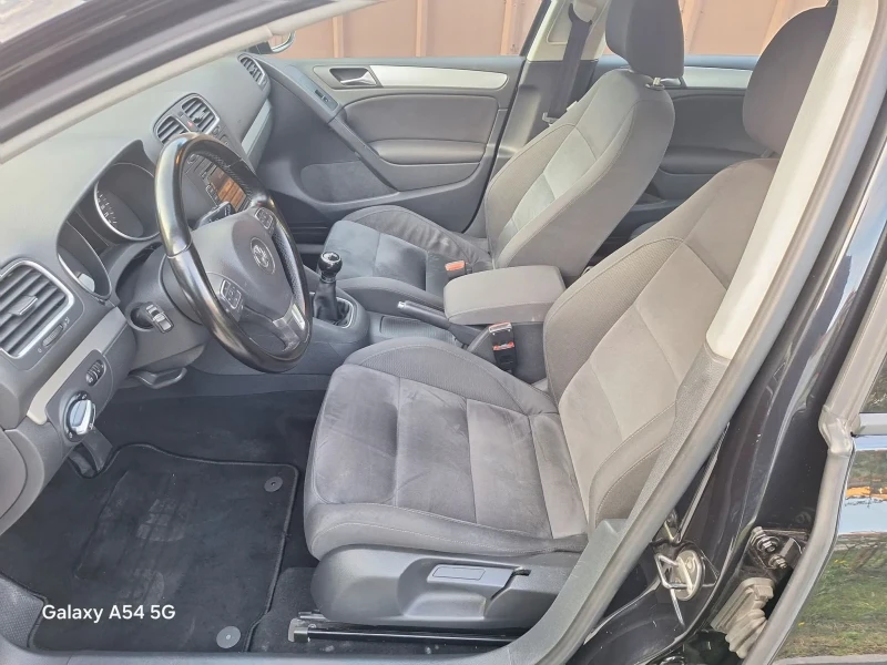 VW Golf 1.6 дизел highline ТОП, снимка 6 - Автомобили и джипове - 52812249