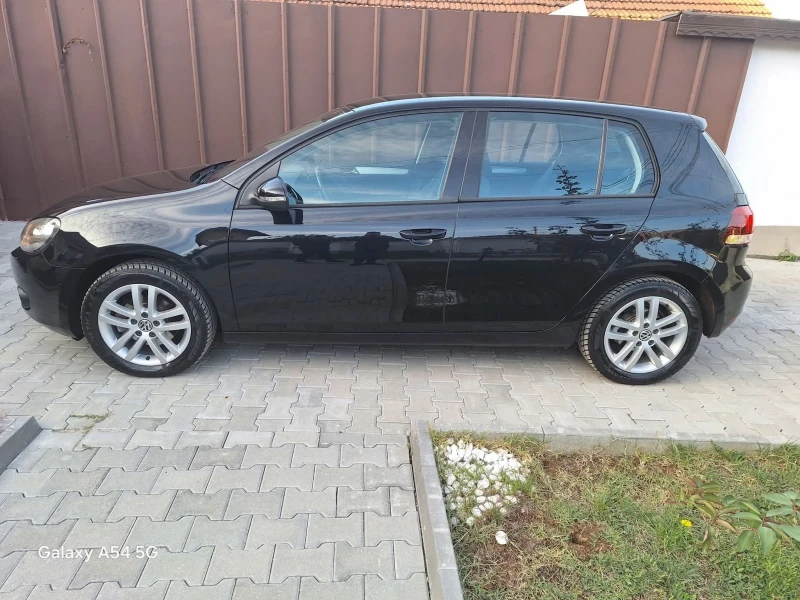 VW Golf 1.6 дизел highline ТОП, снимка 2 - Автомобили и джипове - 52812249