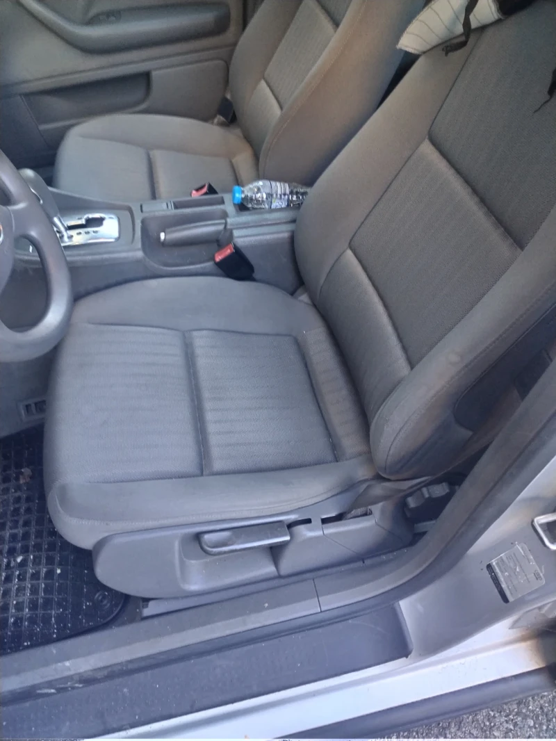 Audi A4 2.0, снимка 7 - Автомобили и джипове - 52255669