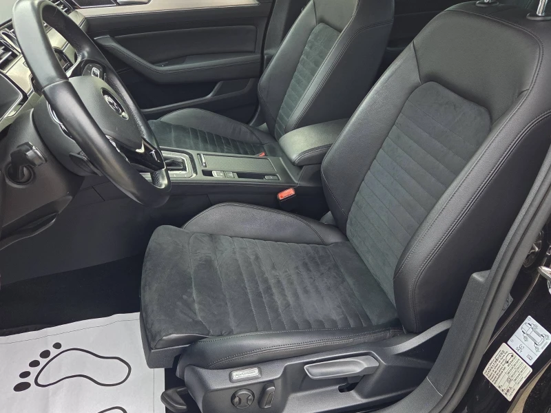 VW Passat 2.0TDI/HIGH-LINE/LIMOSINE/DIGITAL, снимка 9 - Автомобили и джипове - 52578864