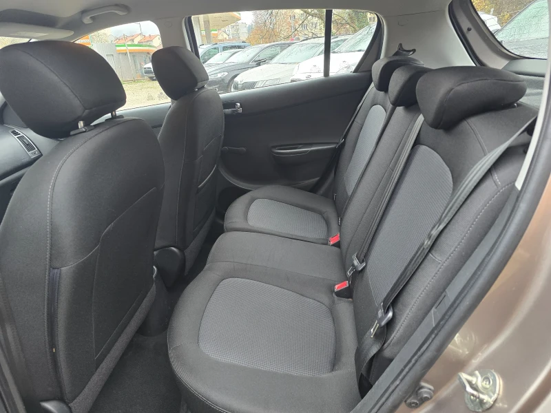 Hyundai I20 1.4i ШВЕЙЦАРИЯ , снимка 10 - Автомобили и джипове - 52689011