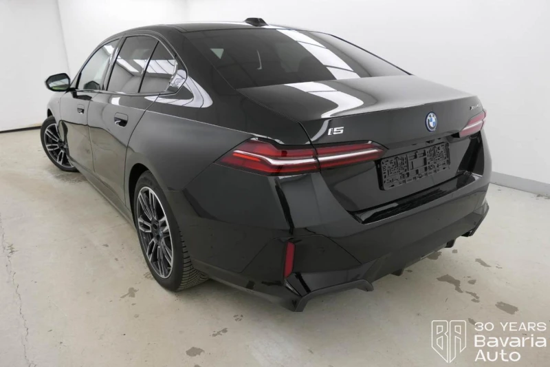 BMW i5 40 xDrive M Sport Paket, снимка 2 - Автомобили и джипове - 52748801