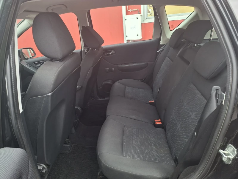 Mercedes-Benz A 160 1.5 бензин  АВТОМАТ, снимка 12 - Автомобили и джипове - 52770762