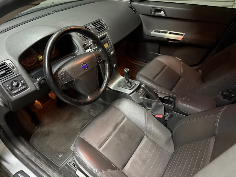 Volvo V50 * 2.0D* 136HP* EU4* AC* , снимка 8 - Автомобили и джипове - 53271291