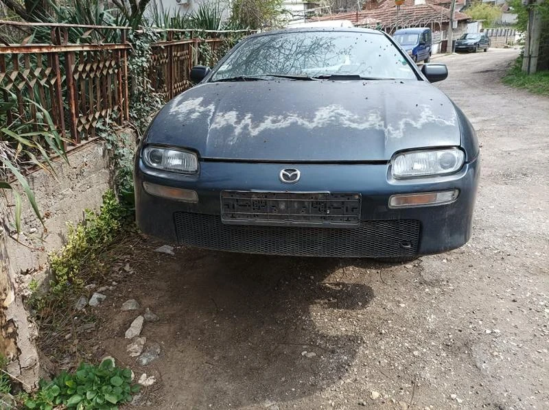 Mazda 323 1.5, снимка 1 - Автомобили и джипове - 48464911