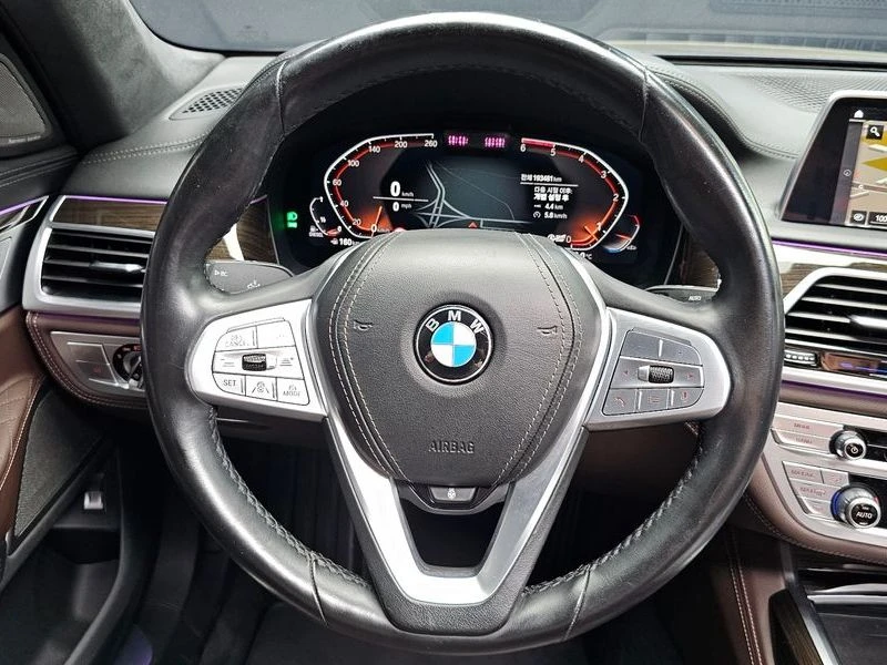 BMW 740 740Ld xDrive Design Pure Excellence| 320к.с.| ВКЛ., снимка 12 - Автомобили и джипове - 55608605