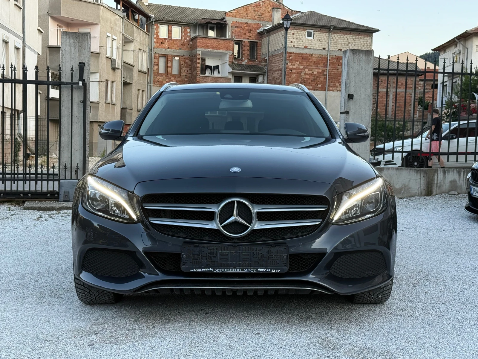 Mercedes-Benz 220 220 D 4MATIK - изображение 3