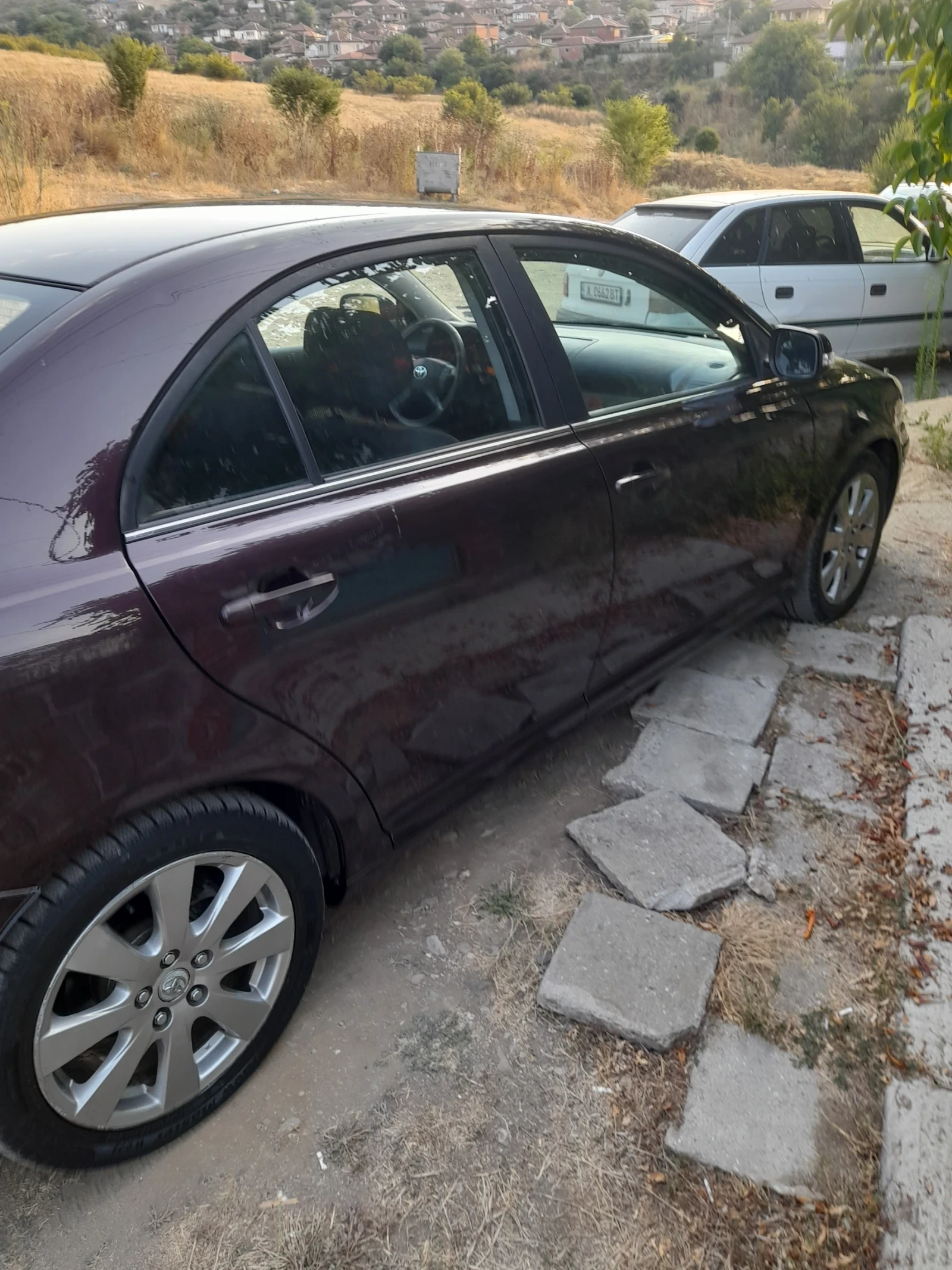 Toyota Avensis d4d - изображение 2