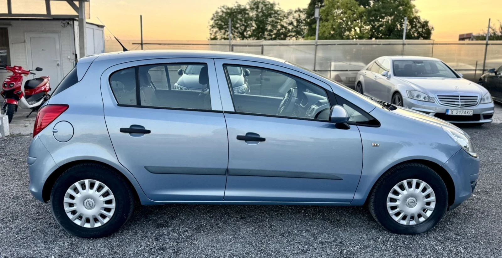 Opel Corsa 1.2 i - изображение 7