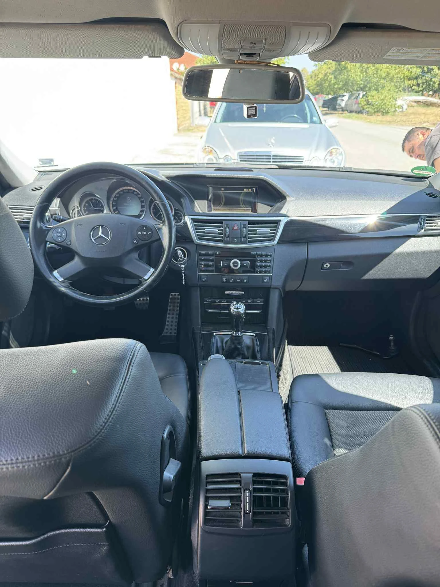 Mercedes-Benz E 250  - изображение 5