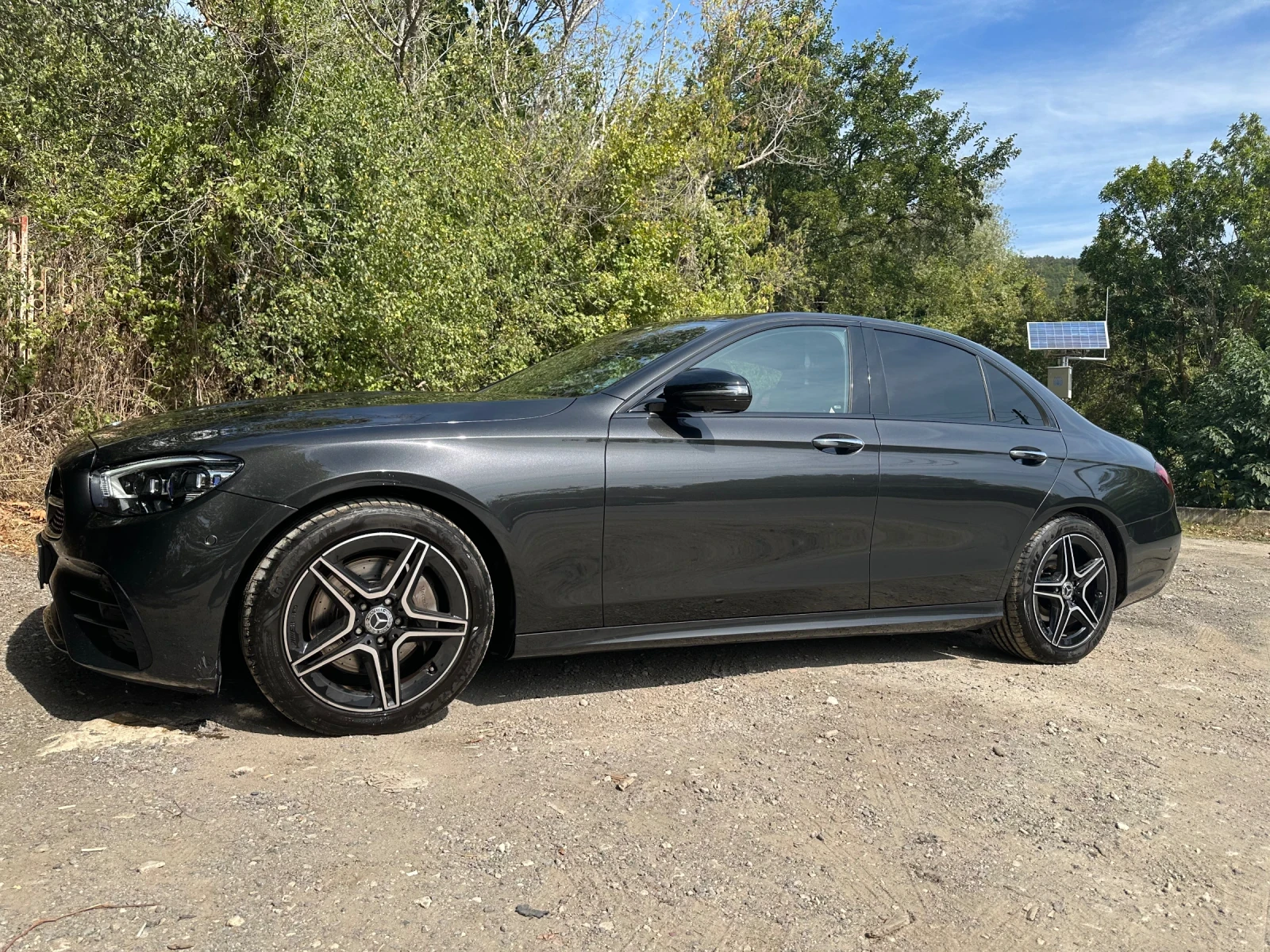 Mercedes-Benz E 200  - изображение 7