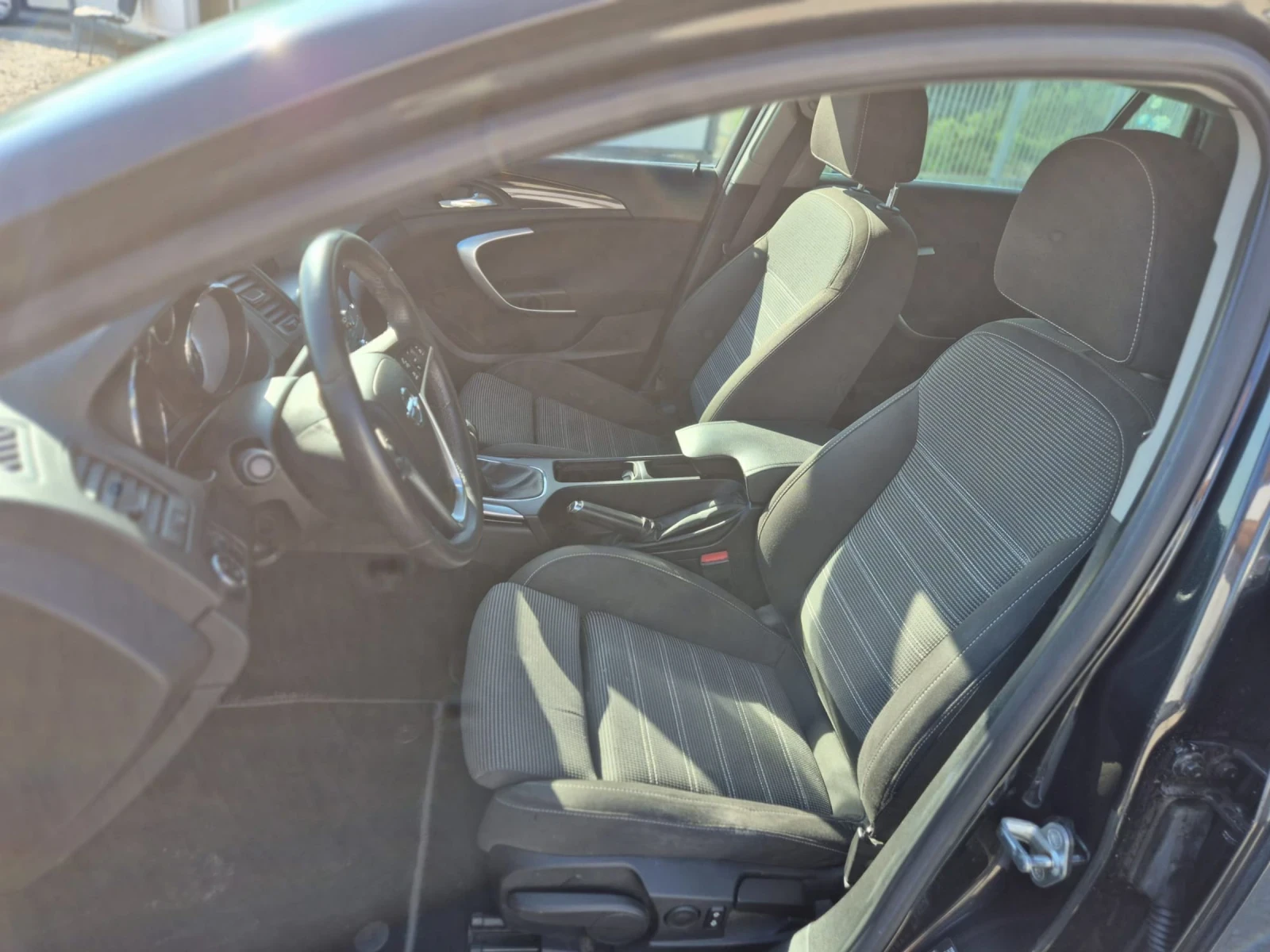 Opel Insignia SPORTS TOURER TURBO - изображение 9