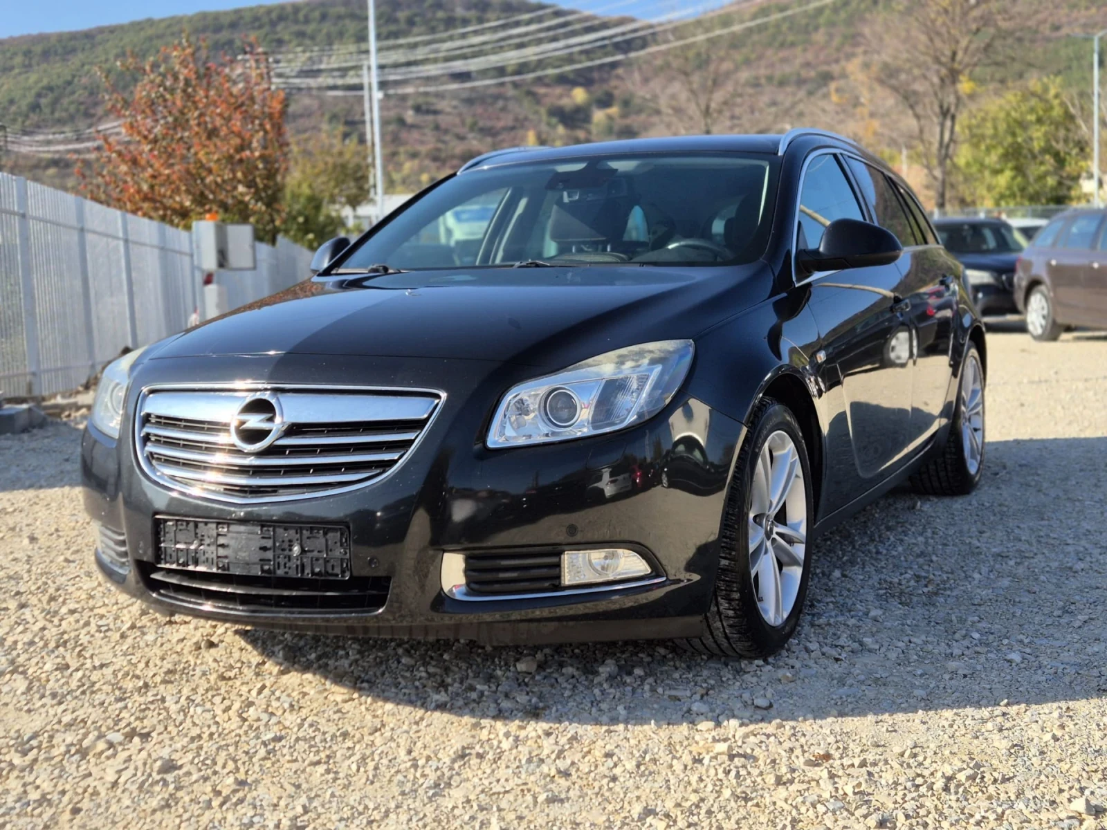Opel Insignia SPORTS TOURER TURBO - изображение 4