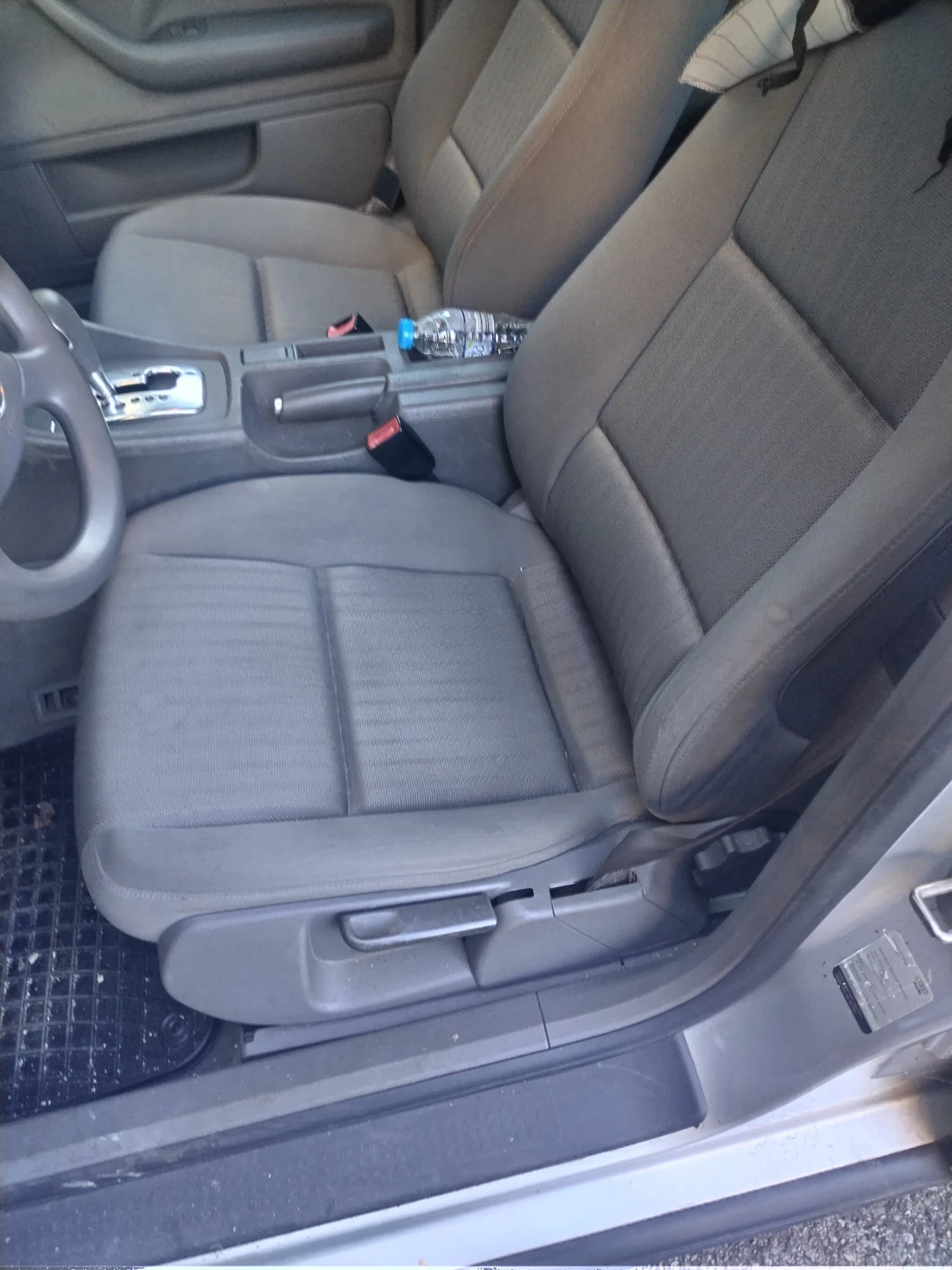 Audi A4 2.0 - изображение 7