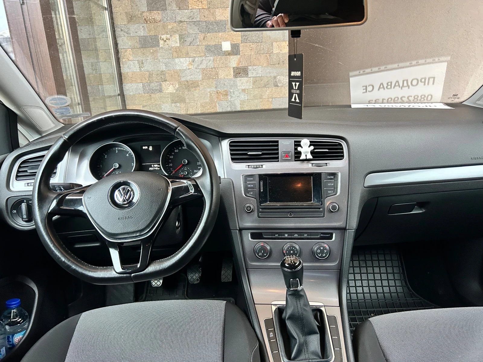 VW Golf 1.6TDI Bulgaria - изображение 5