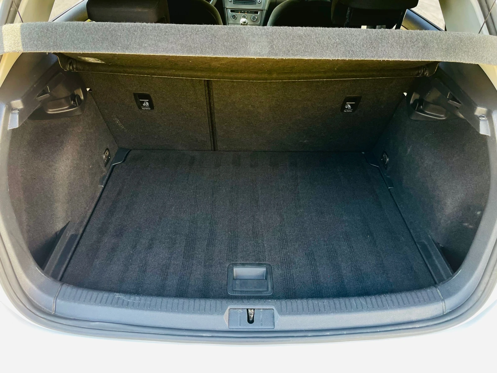 VW Golf 1.6TDI Bulgaria | Mobile.bg   9