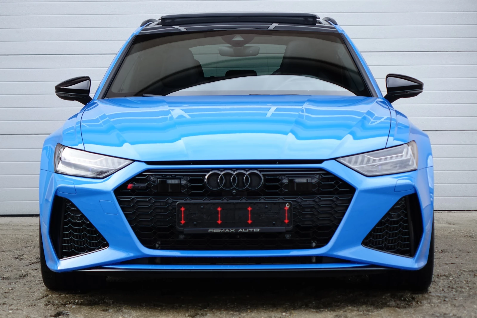 Audi Rs6 CERAMIC BRAKE* B&O* PANO* EXCLUSIVE* 360*  - изображение 2