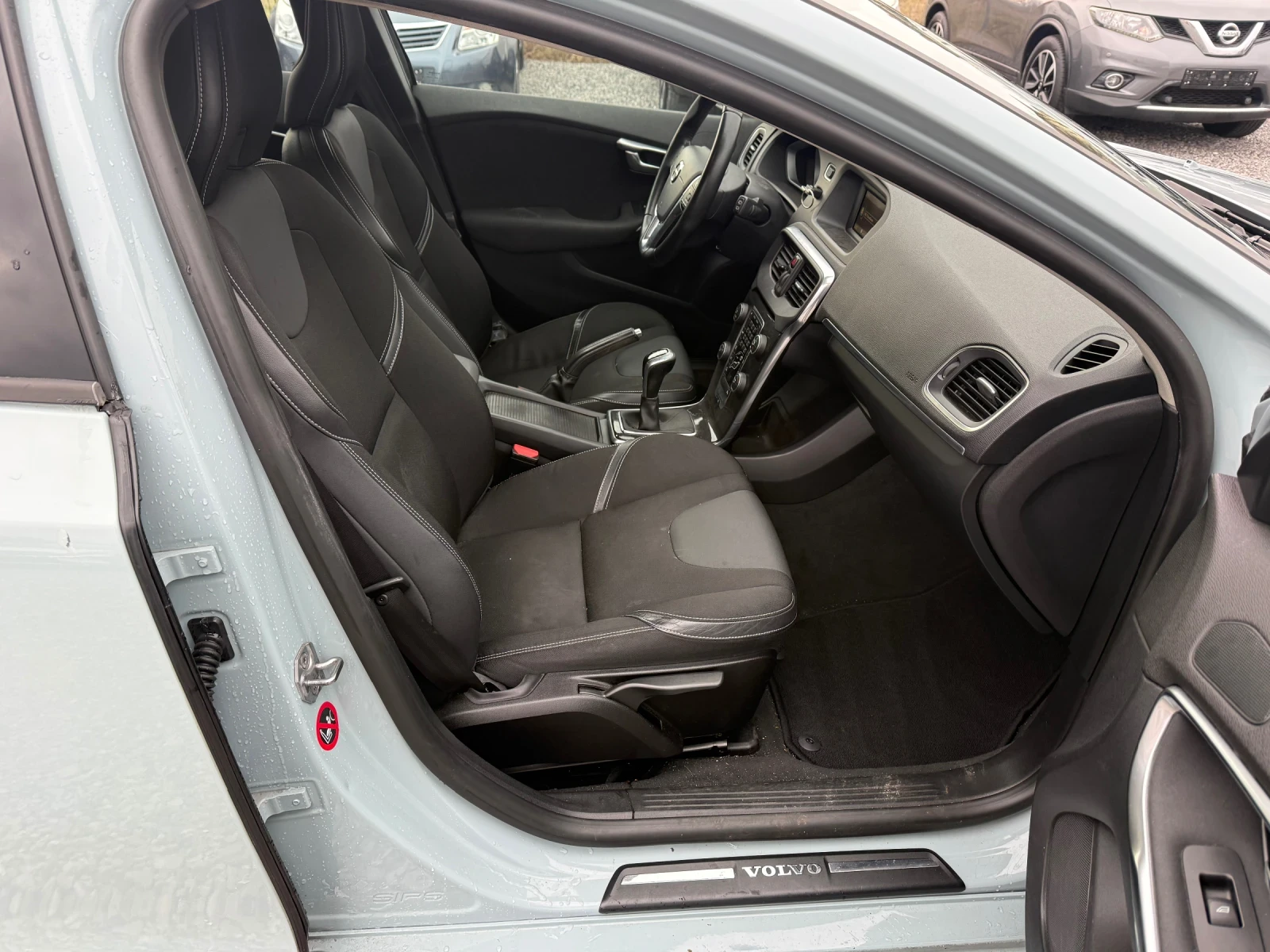 Volvo V40 (Facelift 2016) 2.0 D2 (120 ��) Full Led / Euro 6B | Mobile.bg � ����������� 12