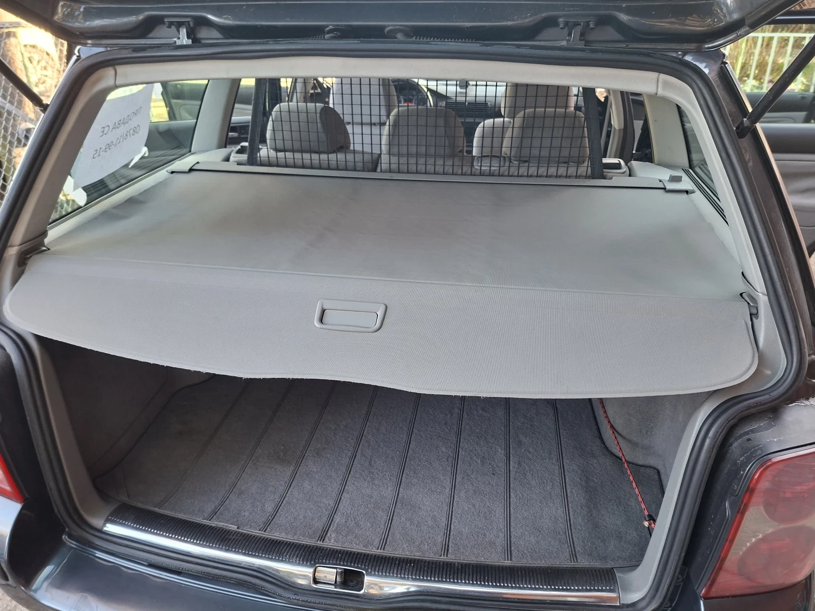 VW Passat 1.9TDI 131h.p. Automatic , снимка 11 - Автомобили и джипове - 53827923