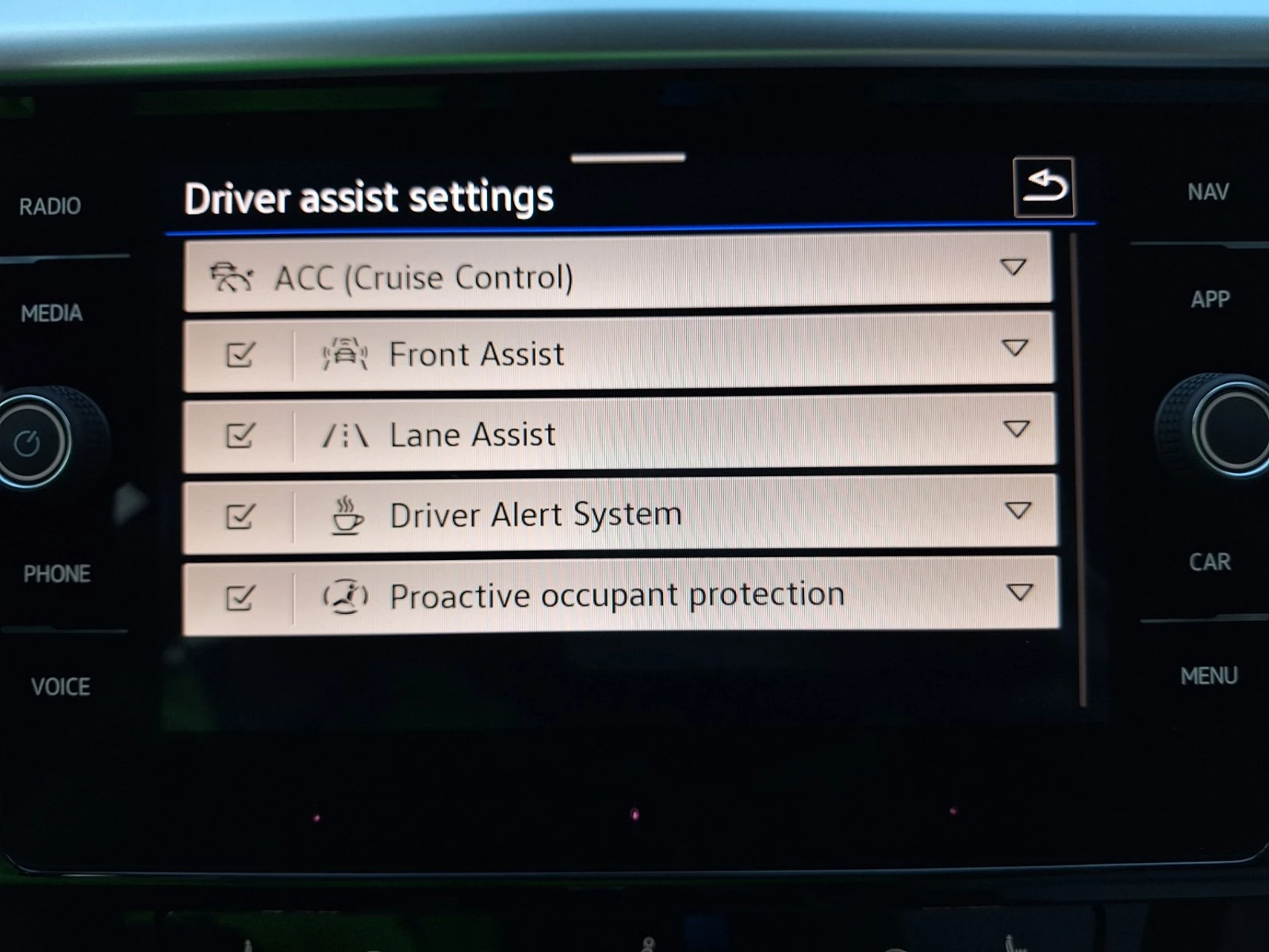 VW Arteon Shooting Brake, снимка 9 - Автомобили и джипове - 53929841