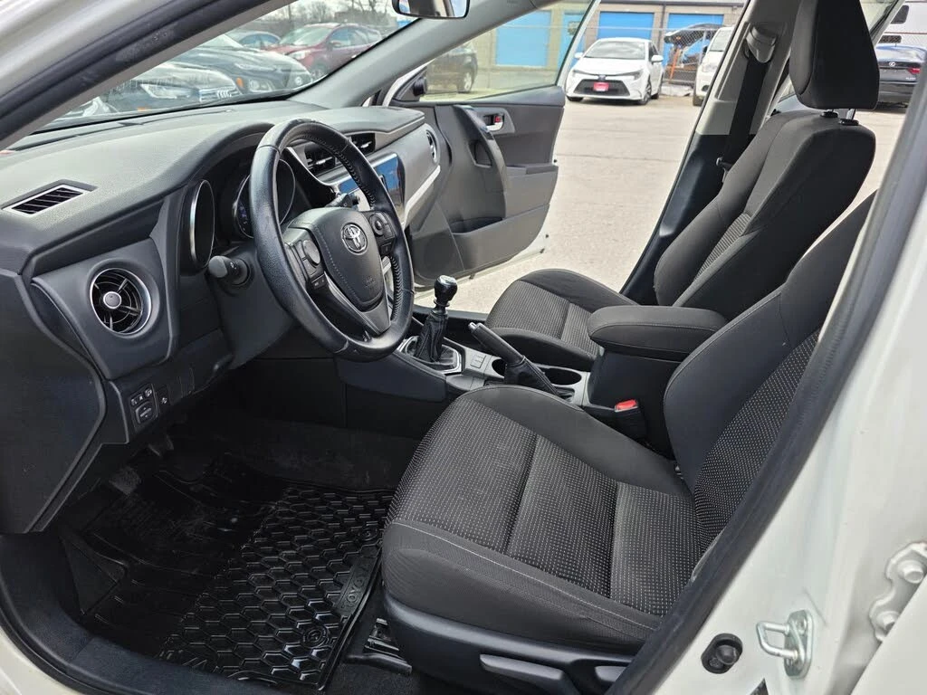 Toyota Corolla АвтоКредит* (ЦЕНА ДО БГ), снимка 10 - Автомобили и джипове - 54068438