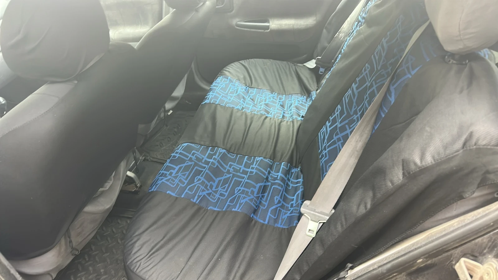 Renault Megane 1.4 1.6, снимка 2 - Автомобили и джипове - 54639198
