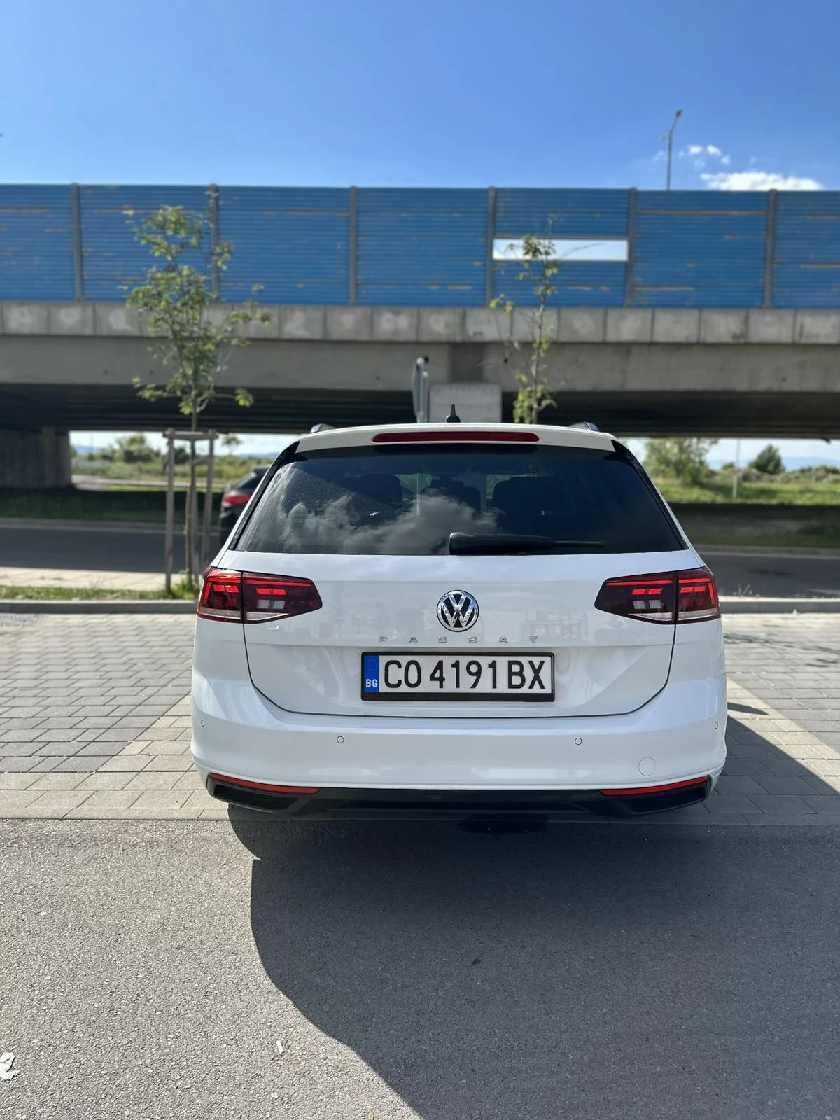 VW Passat, снимка 6 - Автомобили и джипове - 54729311