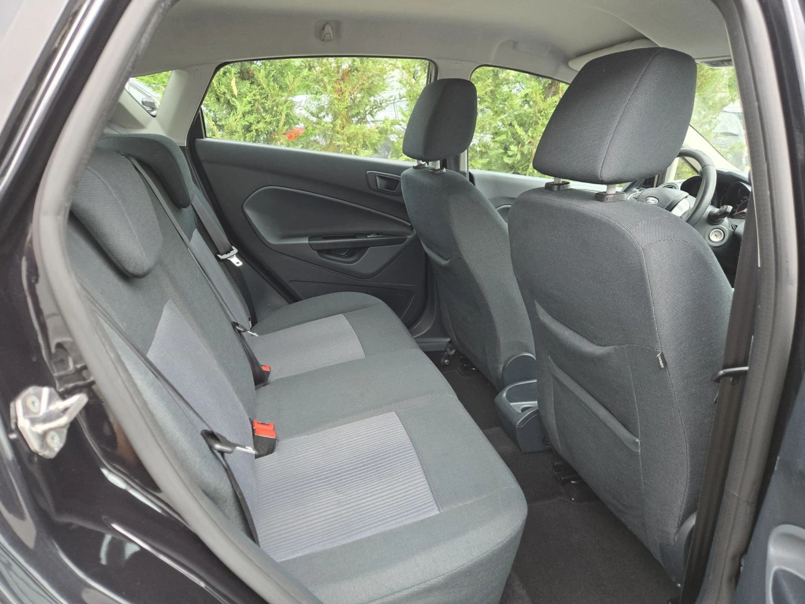 Ford Fiesta 1.2i-60кс= КЛИМАТИК= EURO 5A, снимка 14 - Автомобили и джипове - 54743158