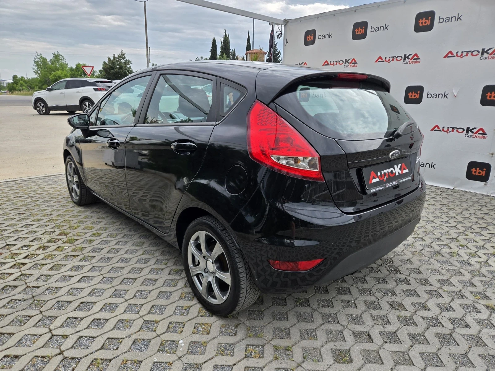 Ford Fiesta 1.2i-60кс= КЛИМАТИК= EURO 5A, снимка 5 - Автомобили и джипове - 54743158