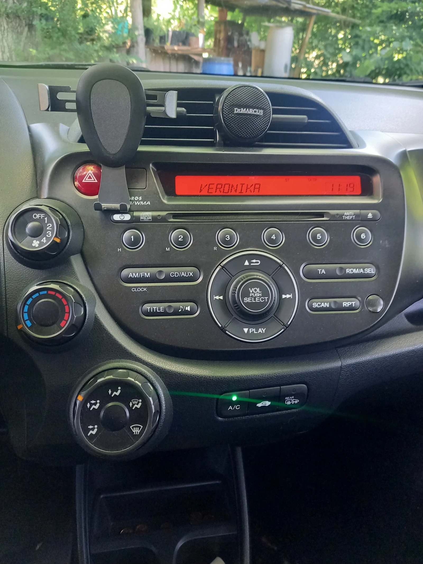 Honda Jazz, снимка 5 - Автомобили и джипове - 55509012