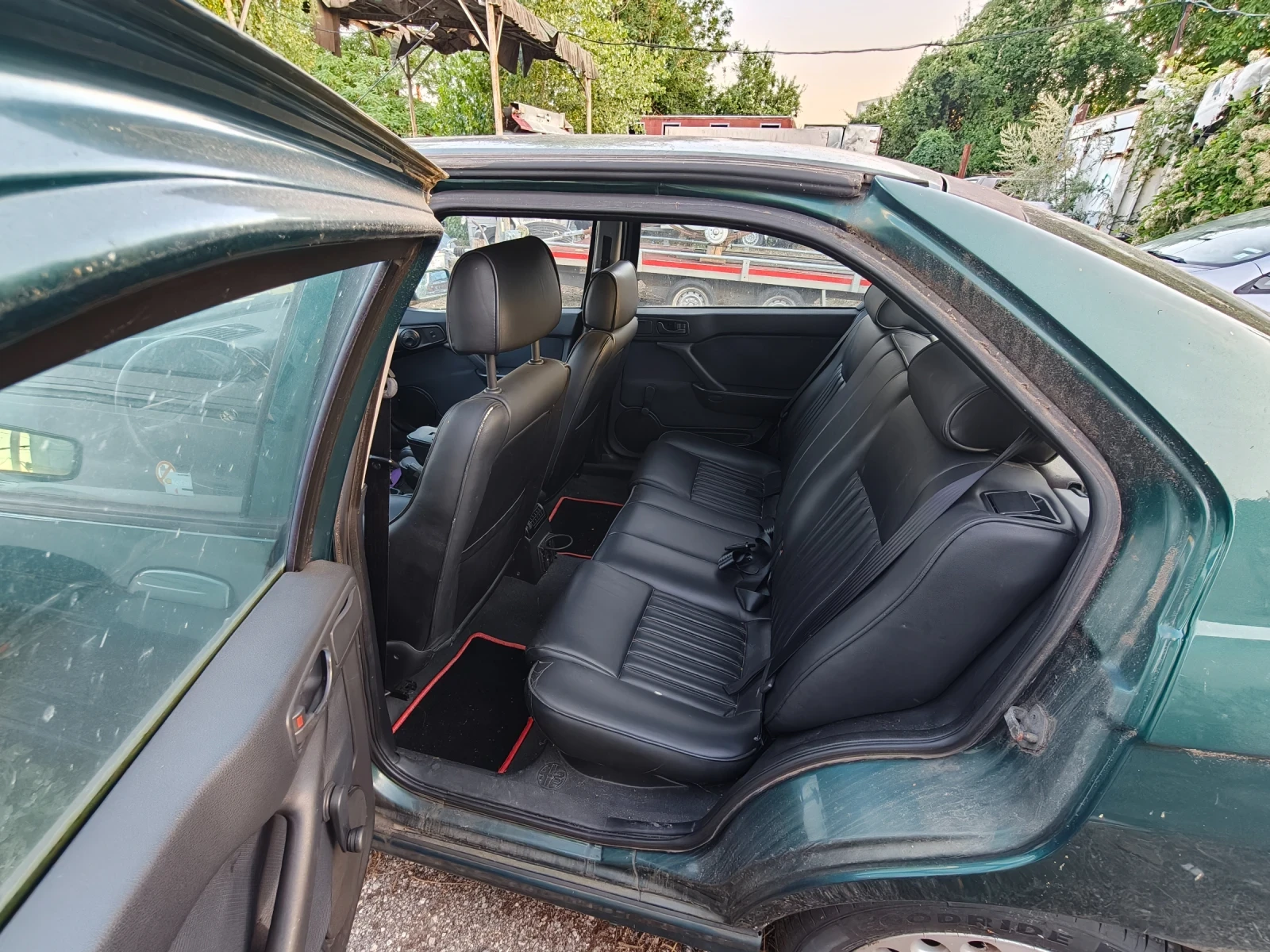 Alfa Romeo 146, снимка 5 - Автомобили и джипове - 56131819