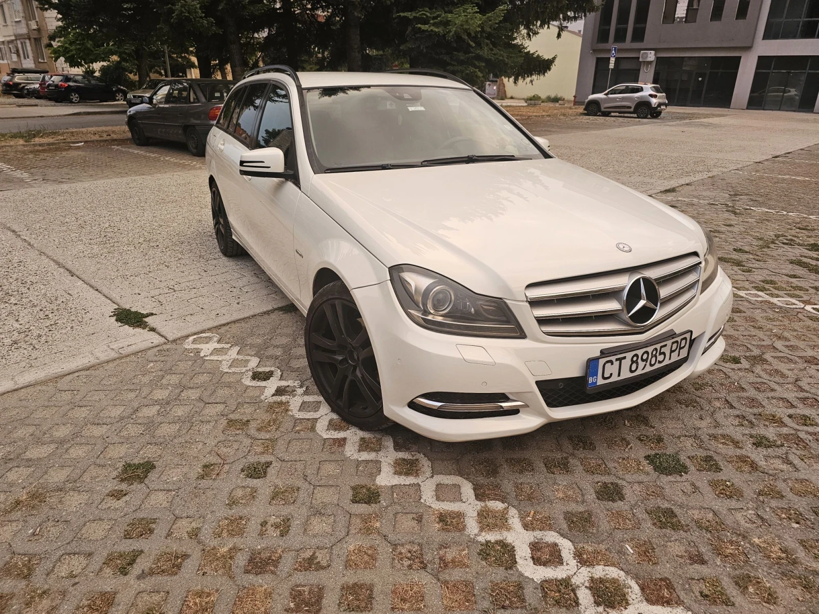 Mercedes-Benz 220, снимка 3 - Автомобили и джипове - 55886617
